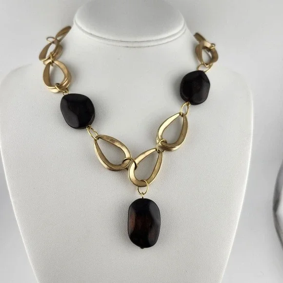 Matte Gold‎ And Wooden Bead Necklace