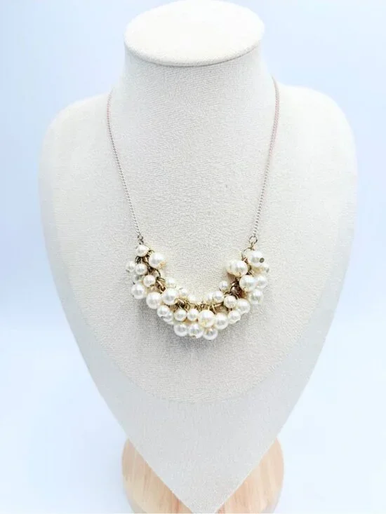 Liz Claiborne Faux Pearl Cluster Statement Necklace Gold Tone Adjustable