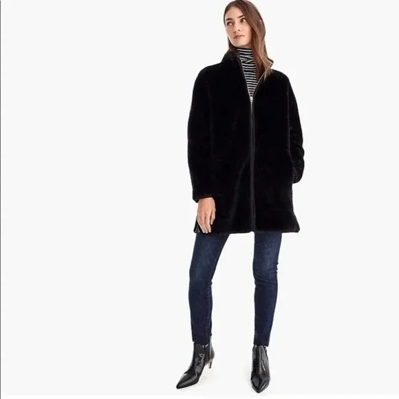 J Crew Plush Fleece Black Teddy Faux Fur‎ Coat Women’s XS Gold Hardware