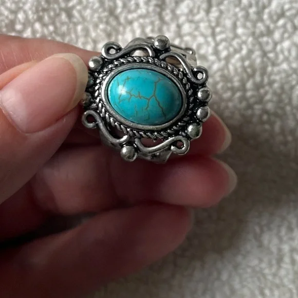 Vintage Faux Turquoise and Silver Stretch Band Ring