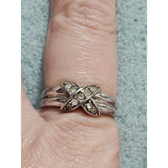 Vintage Silver Tone Rhinestone Crisscross X Bypass Ring Size 7.75
