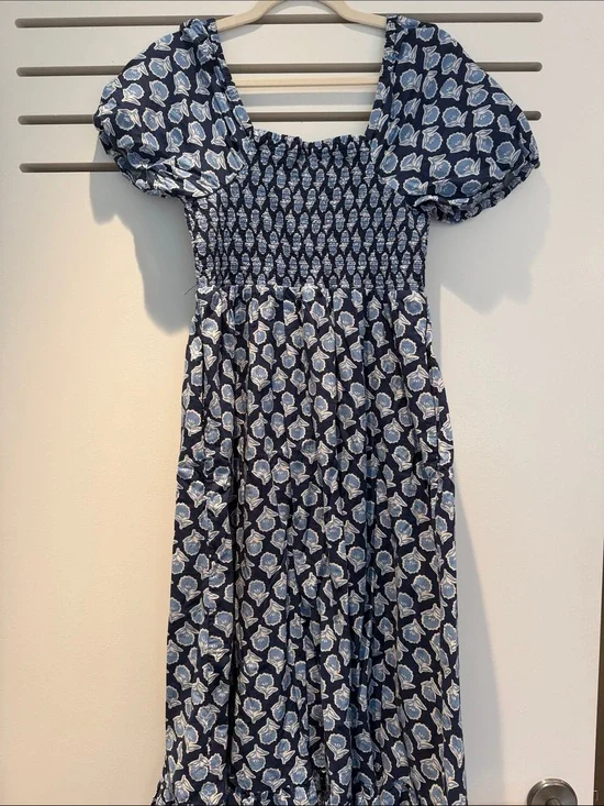 Navy Blue Floral Smocked Puff-Sleeve j crew Dress