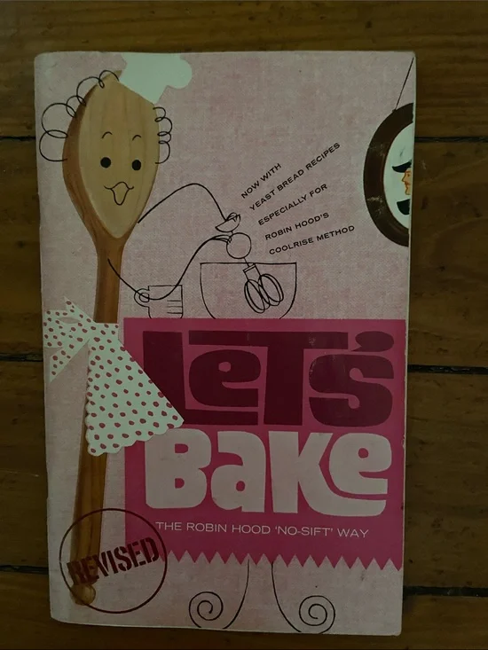 Vintage 70s 1970s RETRO illustrations illustrated Robin Hood ad Baking cookbook