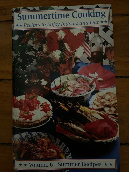 Vintage Red White and Blue Flag PATRIOTIC VFW Veteran Summer Cookbook outdoor
