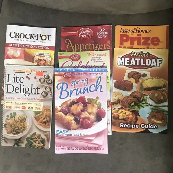 7 Recipe Cookbook Pamphlet Softcover Betty Crocker Taste Of Homes‎ Crockpot