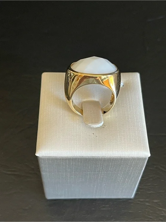 Vintage Gold-Tone dome Statement Ring