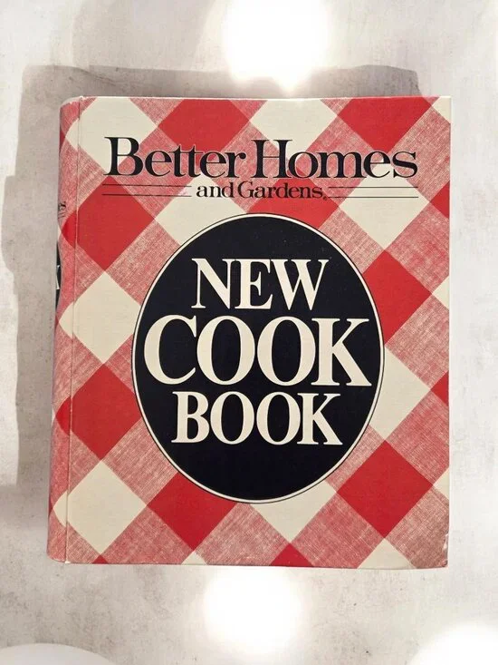 Better Homes and Gardens 1981 NEW COOKBOOK 5 Ring Binder - Vintage