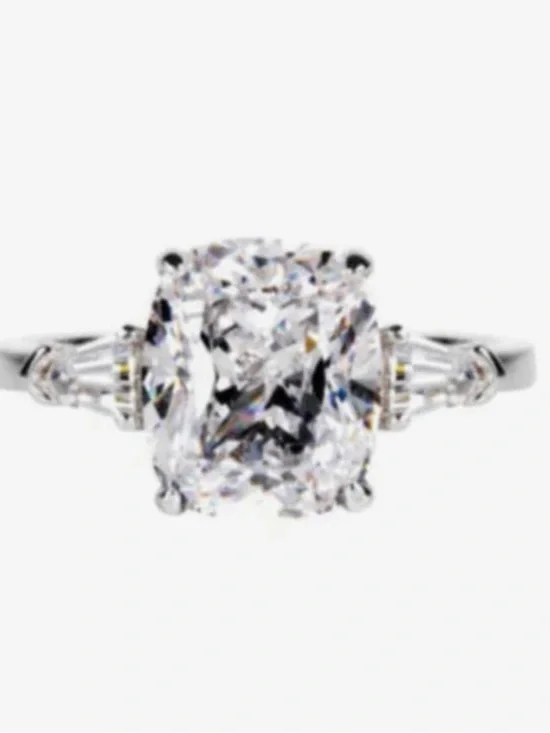 Everly Ring size 7
