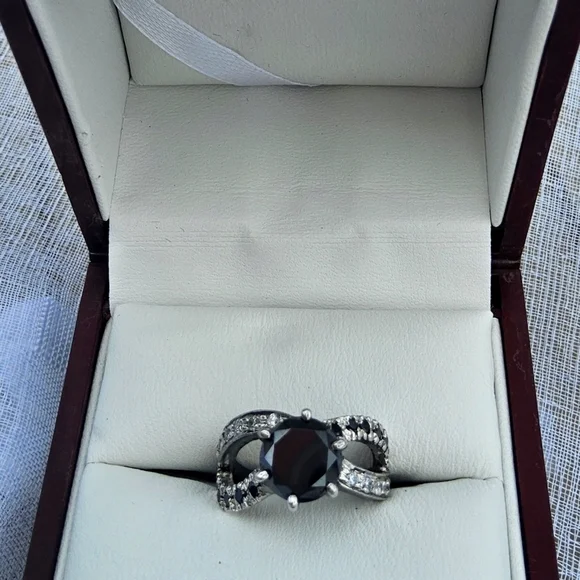 BLACK DIAMOND 2.5CT ROUND BLACK DIAMOND RING