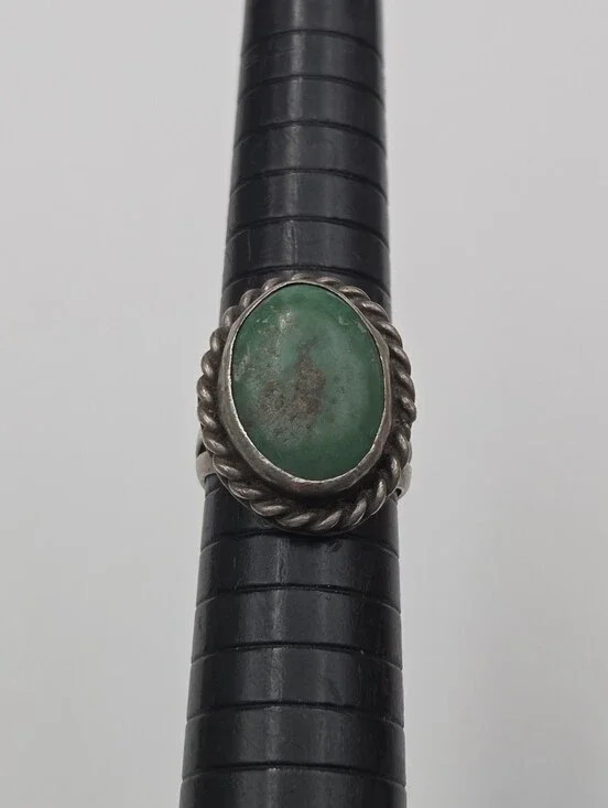 Vintage Navajo Sterling Silver And Chunky Turquoise Ring Size 5