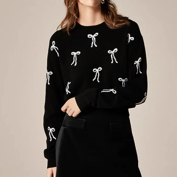 J crew Perfect cashmere crewneck sweater in bow print