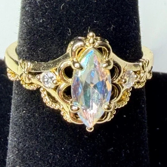 Fragrant Jewels Gold Tone Marquise Iridescent Stone Filigree Bow Ring Size 8.25