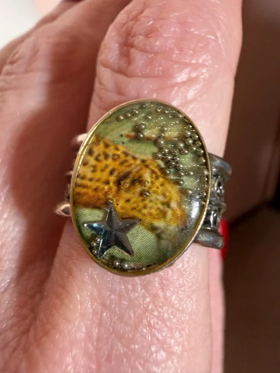 Vintage Sterling silver cheetah panther southwestern Boho Wide signet Ring 7 1/2