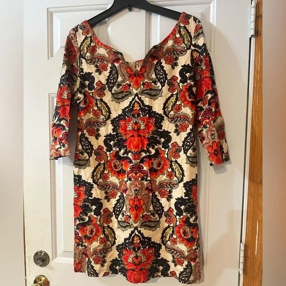 J‎ Crew Dress 100% Linen Floral Shift Dress with Pockets. Size 4.