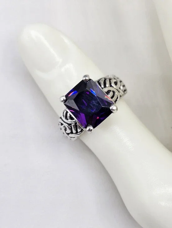 Swarovski Crystal Elements Silver Statement Ring Purple Amethyst Size 8