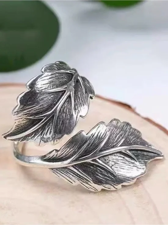 Vintage Leaf Resizable Silver Ring -  Retro Jewelry