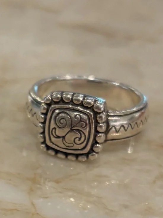 Brighton Sterling Silver Scroll Square Accent Ring size 6