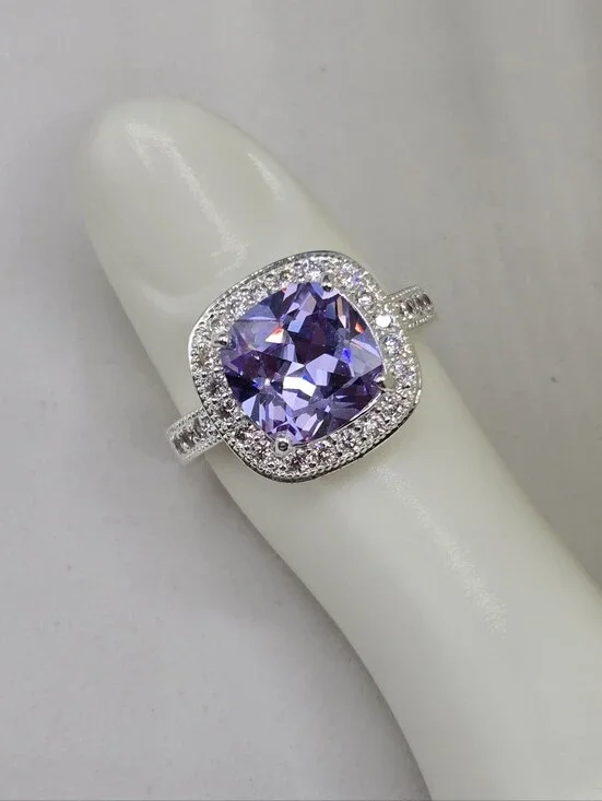 Swarovski Crystal Elements Silver Statement Ring Light Purple Amethyst Size 7.75