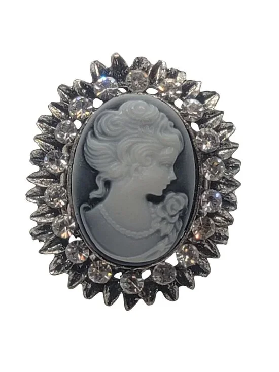 Silver-Tone Cameo Stretch Ring With Rhinestone Accents Oval Victorian Style
