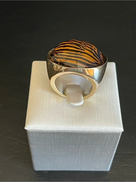 Tiger stripe Dome Statement Ring.