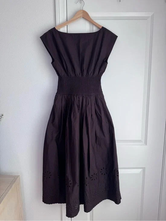 NWT J Crew Smocked Eyelet-Hem Dress In Cotton Poplin In Chocolate Berry Size XS
