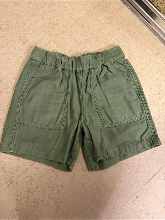 J CrewOlive Green Casual Elastic Waist Shorts