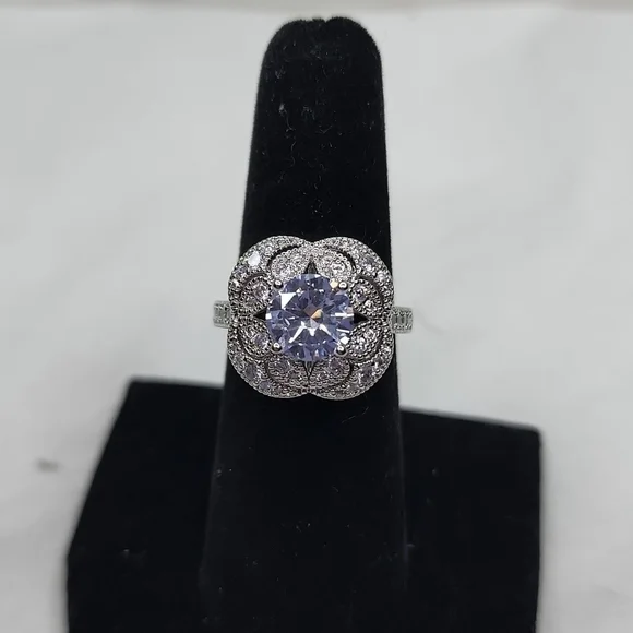 🎄NWT ART DECO DIAMOND RING🎄