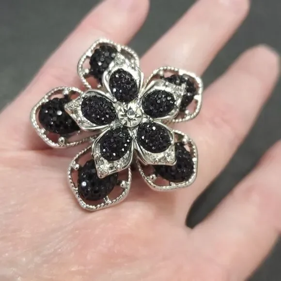 Silver tone flower ring Adjustable black clear rhinestone