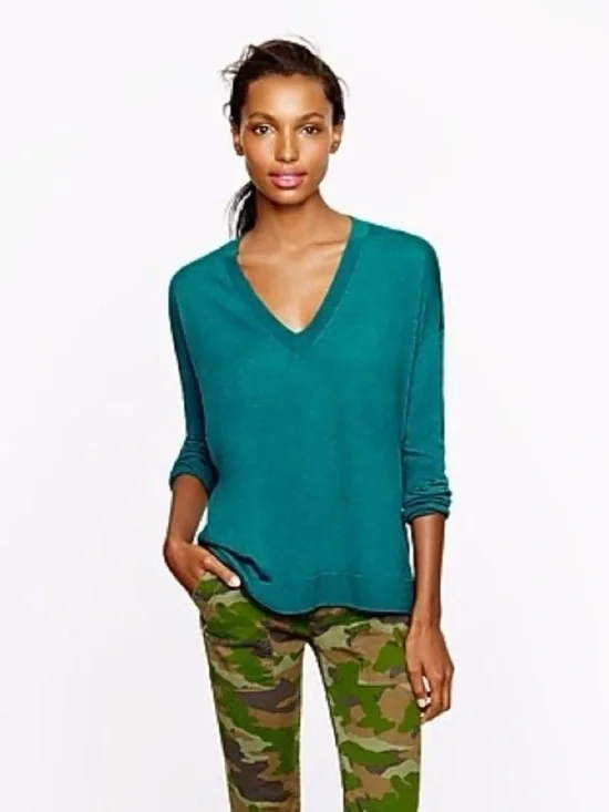 J.Crew Cashmere V-neck boyfriend sweater in Teal