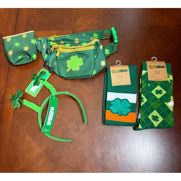 Tipsy‎ Elves St Patricks Day Green Shamrock Fanny Pack Socks Headband