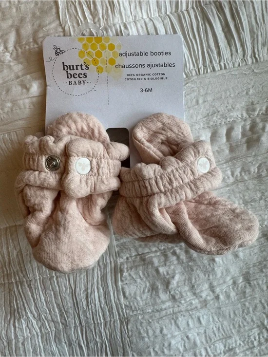 Burt's Bees Baby Pale Pink Adjustable Organic Cotton Booties