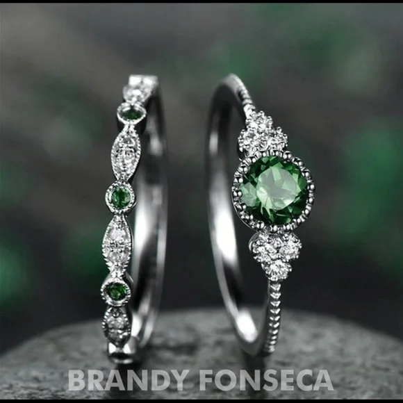 Emerald Green Stone Ring Set Silver