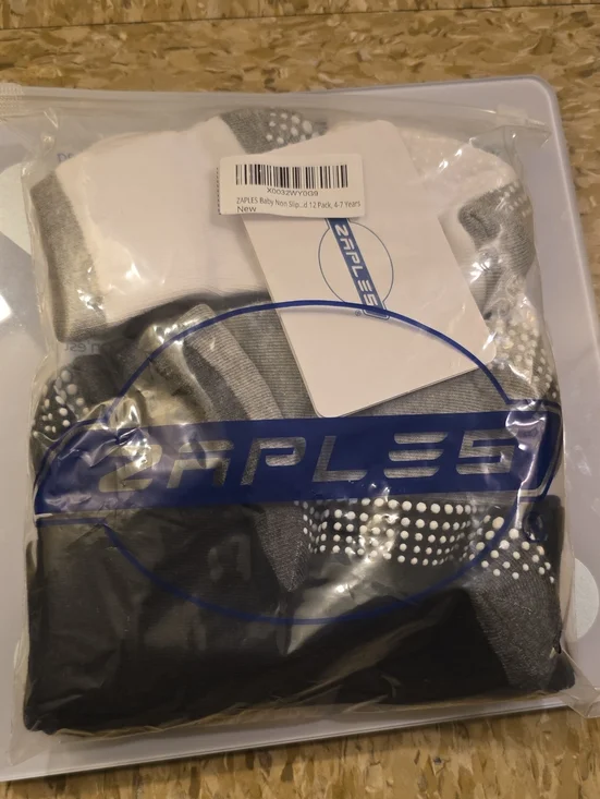 Zales Gray, White & Black Non-Slip Kids Socks - Pack