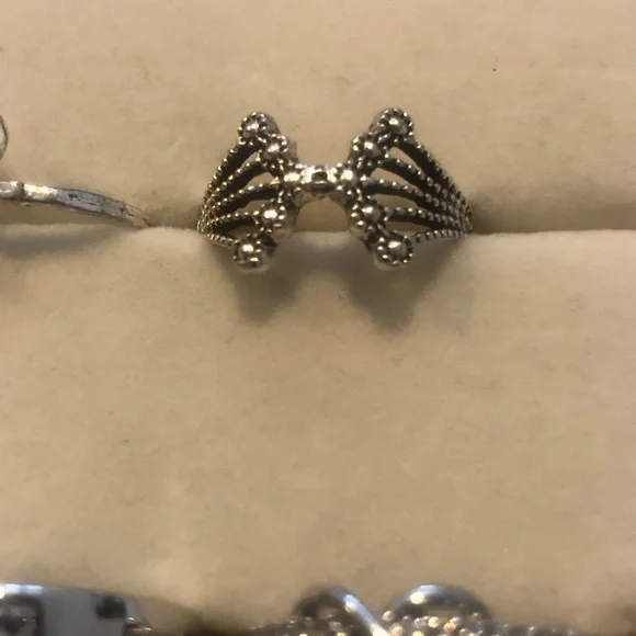 Silver Filigree Openwork Ring