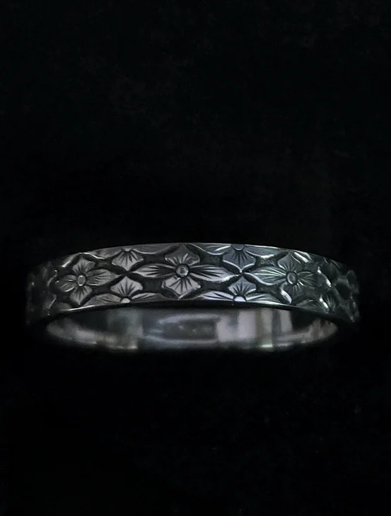 Hand Engraved Sterling Silver 925 Band Ring Floral size 7.5 NEW