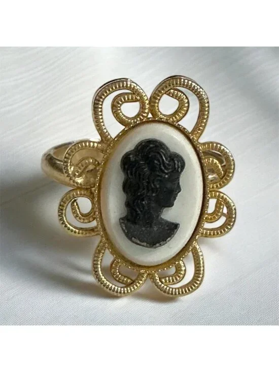 Vintage Gold Cameo Ring With Black Silhouette & Ornate Frame Adjustable Size 7