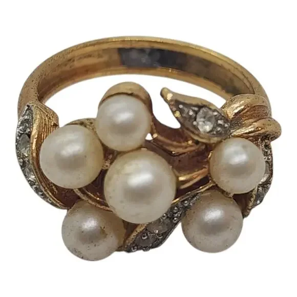 Vintage Avon Faux Pearl Rhinestone Cluster Cocktail Ring Gold Tone Sz 6