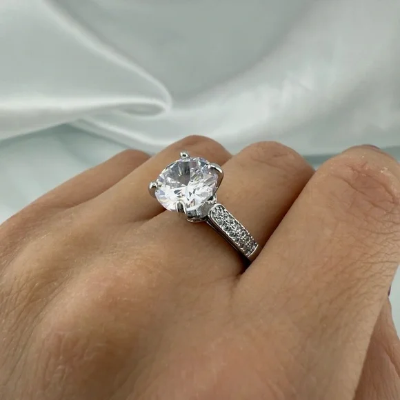 Wedding Engagement Silver Color Ring with Clear Stone