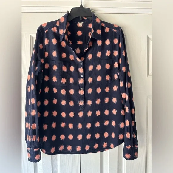 J Crew Pop Over, Long Sleeve, Button Cuff.  Sz 10 Good Condition