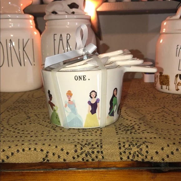 Rae Dunn Disney Princesses Measuring Cups (6 Princesses)