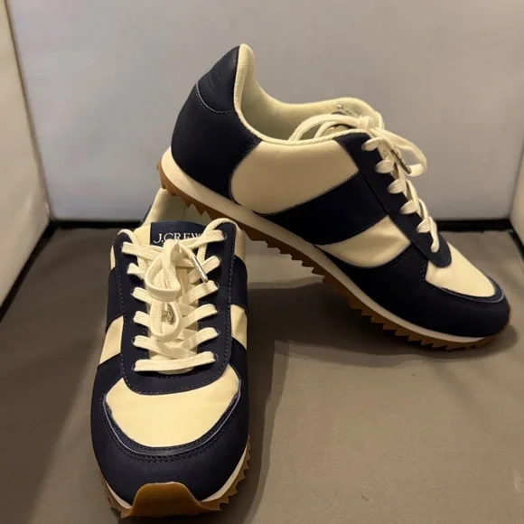 J. Crew women size 6 Navy and Cream Sneakers new without box‎