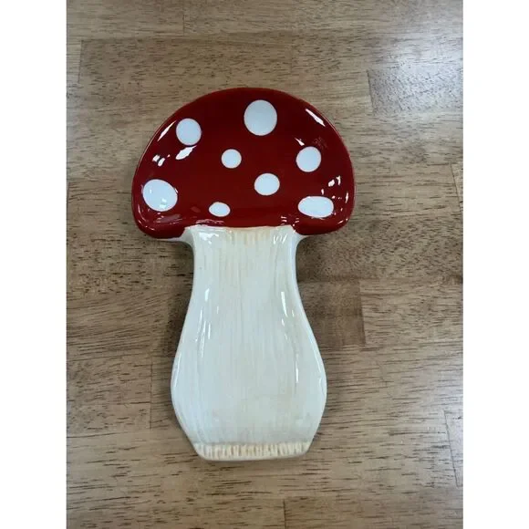 Ceramic Red Mushroom Spoon Rest – Polka Dot Kitchen Utensil Holder