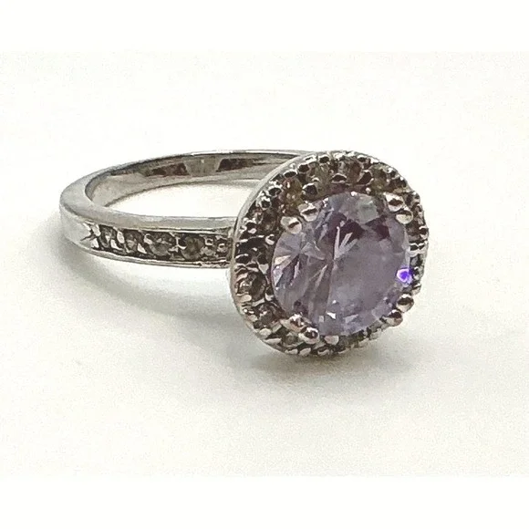 Lavender Halo Crystal Ring Size 5.75 Silver Tone‎ Sparkling Statement