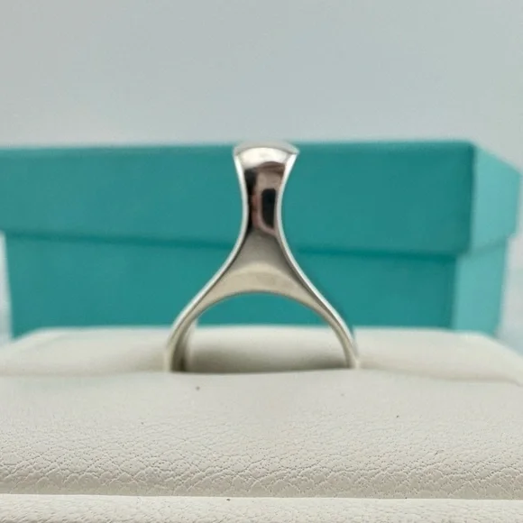 Vintage Tiffany & Co. Elsa Peretti Freeform Sculptural Sterling Silver Ring