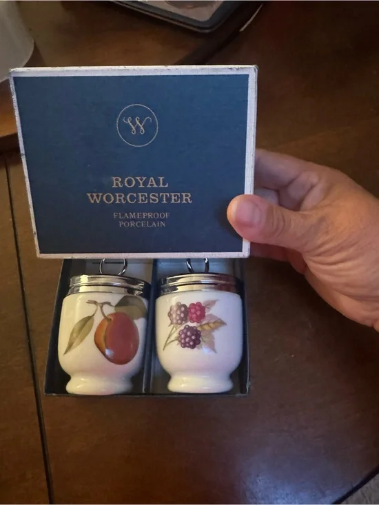 VTG 2 Royal Worcester Porcelain  Egg Coddlers, Original Box, w/Ephemera Card New