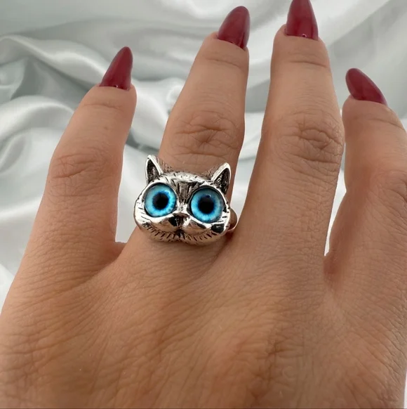 Silver Cat Ring with Blue Eyes