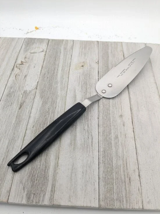Stainless Steel Cake Pie Spatula Server Serrated 12 1/4