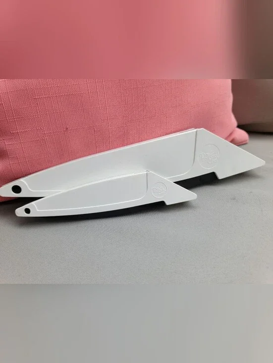 Pampered Chef White Lot Of 2 Knife Sharpeners - Retired!