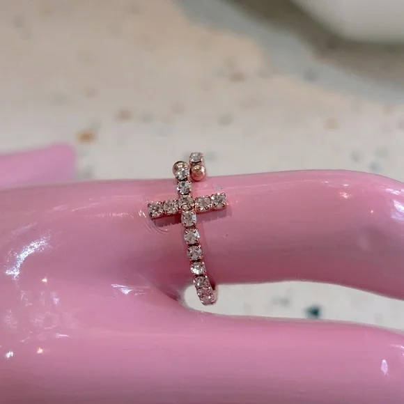 Rose‎ Gold Crystal Cross Ring Slim & Dainty