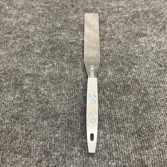 Vintage Blue Cornflower Floral Icing Spatula Stainless Steel USA 11.75 Inch